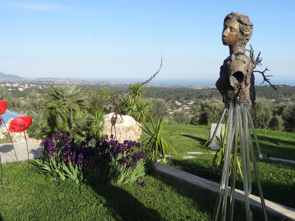 Les 4 Elements Bed & Breakfast Tourrettes-sur-Loup Exterior photo
